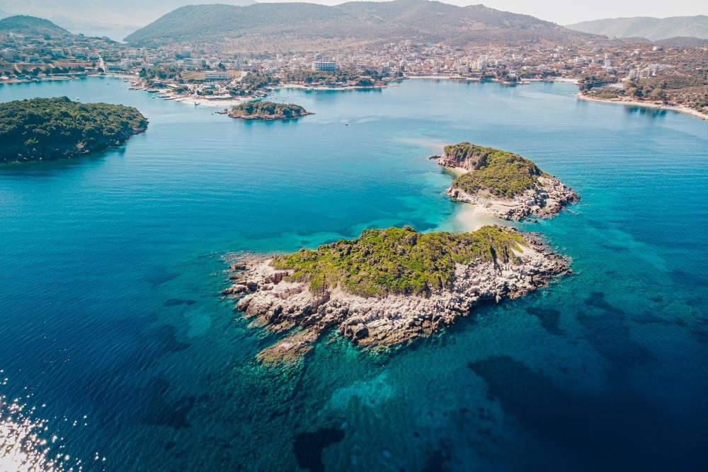 Udhëtim për në Ksamil, marrja me qira e lirë e makinave në Shqipëri